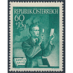 Österrike 957 **
