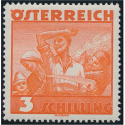 Österrike 586 *